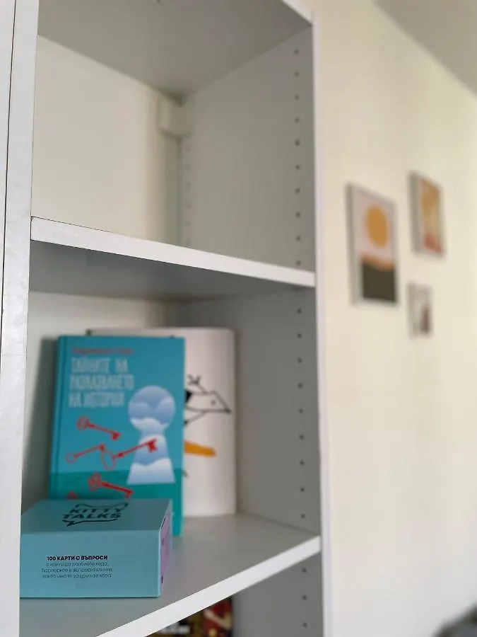 2-Bdr Flat Near The Mall, Spacious & Cozy By Flat Mаnager ソフィア 0*,  ブルガリア
