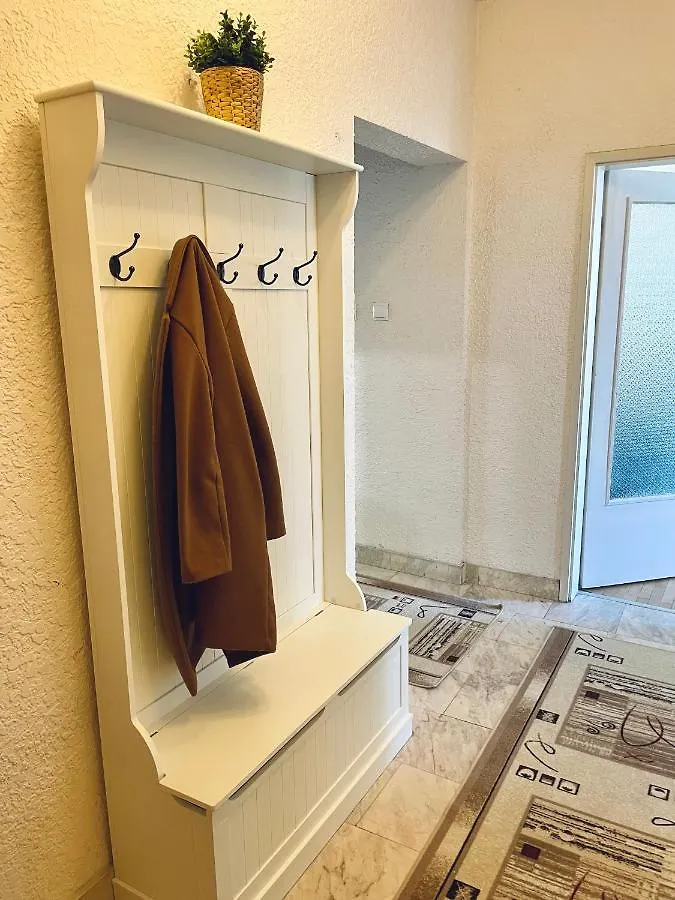 2-Bdr Flat Near The Mall, Spacious & Cozy By Flat Mаnager Sofia Bulgaria